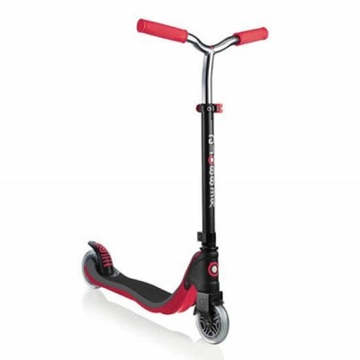 Trotinete preta e vermelha para criança com escrita oxelo