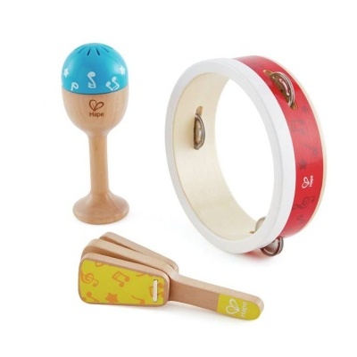 Conjunto de instrumentos musicais infantis em madeira e plástico com chocalho, pandeiro e castanholas