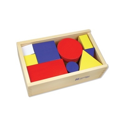 Caixa de madeira com blocos geométricos coloridos
