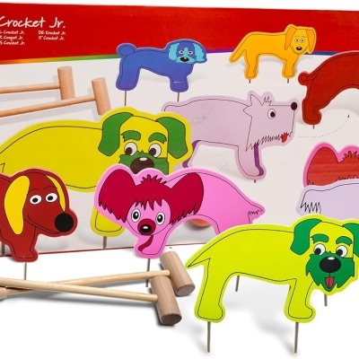 Jogo de madeira com cães coloridos e embalagem vermelha