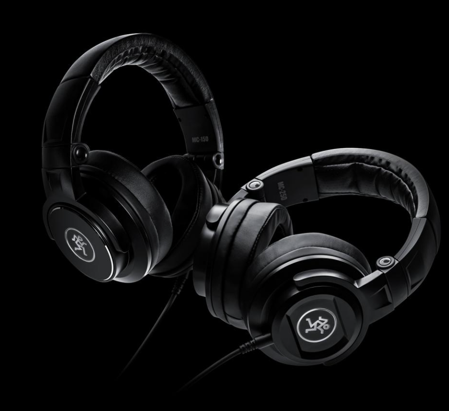 Auscultadores MC-250 Auscultadores pretos acolchoados com logotipo circular branco