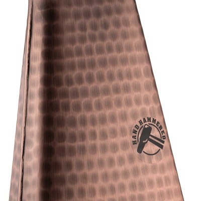 Campânula de metal cobre martelado com suporte preto e inscrições HAND HAMMERED e MEINL