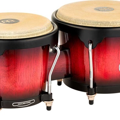 Bongôs vermelhos e pretos com peles claras e detalhes metálicos