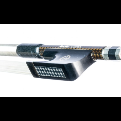 Arco de violino com madeira preta, padrão xadrez e cabelos brancos