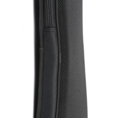 Estojo preto para portátil ou tablet com fecho de correr e superfície texturizada