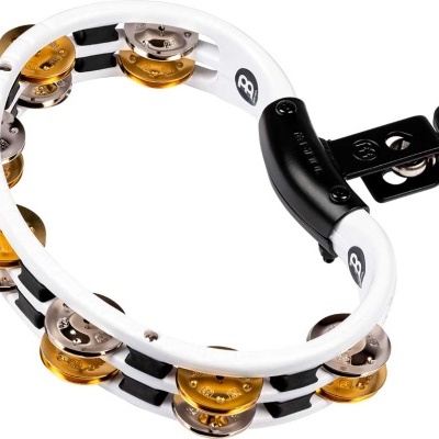 Pandeireta branca com coroas metálicas douradas e prateadas, suporte preto com fixação.