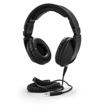 Auriculares de diadema pretos com cabo espiral e jack 3,5 mm