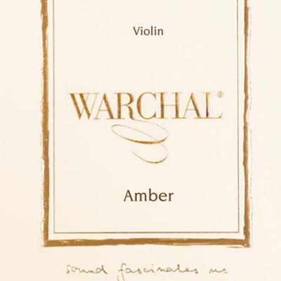 Etiqueta de produto com texto Violin WARTHAL Amber e borda dourada num fundo claro