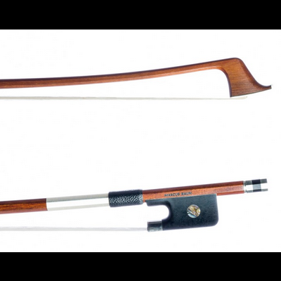 Arco para violino em madeira com crina branca e inscrição 'MARCO SAURI'