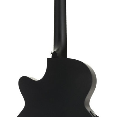 Guitarra eléctrica negra vista de costas co texto Cort no cabezal