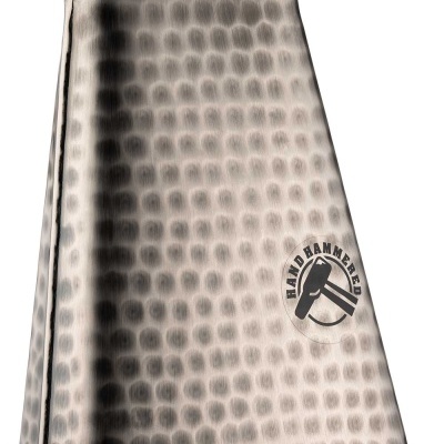 Campânula metálica martelada com parafuso preto e textos HAND HAMMERED e MEINL