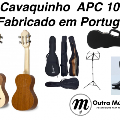 Cavaquinho APC 101 com acessórios e logotipo da loja Outra Música