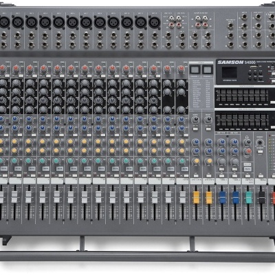 Mesa de mistura audio SAMSON S4000 com múltiplos canais e entradas XLR e jack