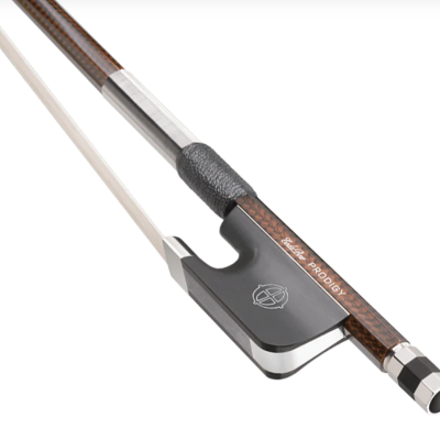 Arco de violino com cabo castanho, ajuste metálico e logo gravado