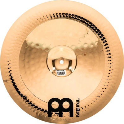 Prato de bateria dourado martelado com texto Meinl
