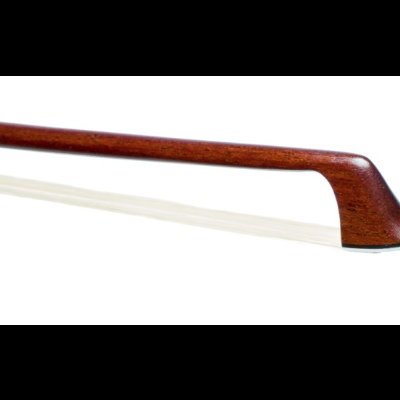 Arco de violino em madeira castanha com crina branca e ponta metálica