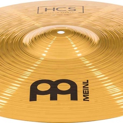 Prato de bateria dourado com marca MEINL e modelo HCS