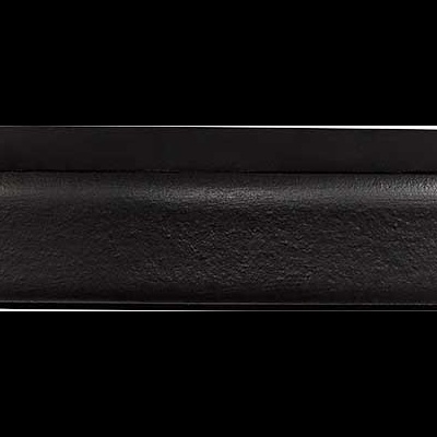 Borda preta fosca com textura lisa