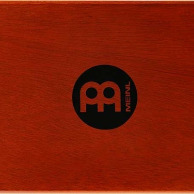 Estojo de madeira castanho-avermelhado com logótipo MEINL preto e laranja