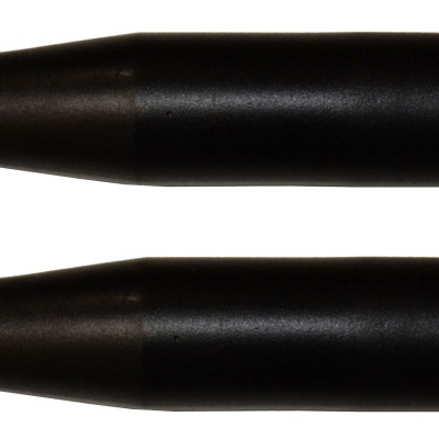 Dois cabos pretos com conectores jack de 6,35 mm