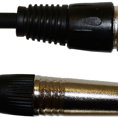 Cabo de áudio com conetor XLR e conetor jack mono