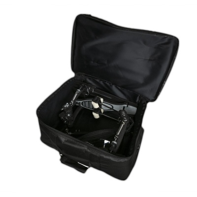 Mochila preta aberta com suporte metálico para bateria dentro