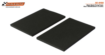 Dois painéis rectangulares pretos de espuma lado a lado com texto técnico ao lado