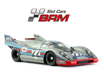 Miniatura de carro de slot racing prata com detalhes coloridos e logotipos
