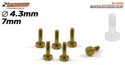 Parafusos de latão dourado M2x7mm com 4,3mm de diâmetro, sobre fundo branco