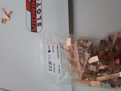 Pacote de peças de cobre e logotipo Vidrini Slott