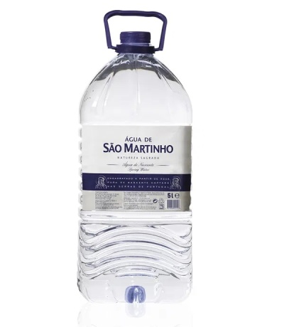 Garrafão plástico de 5 litros de água mineral São Martinho com tampa e pega azul e bico dispensador azul