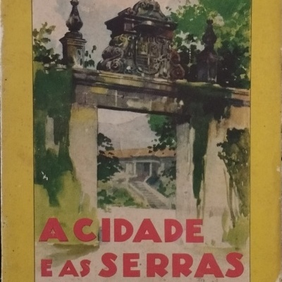 Capa de livro amarelo com portão de pedra e texto em vermelho