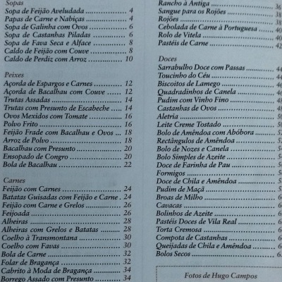 Sumário impresso de pratos tradicionais portugueses organizado por categorias