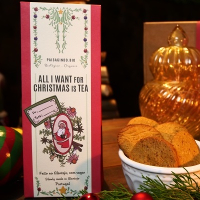 https://www.paisagindobio.pt/product/cabaz-de-natal-cha-and-cookies-massala