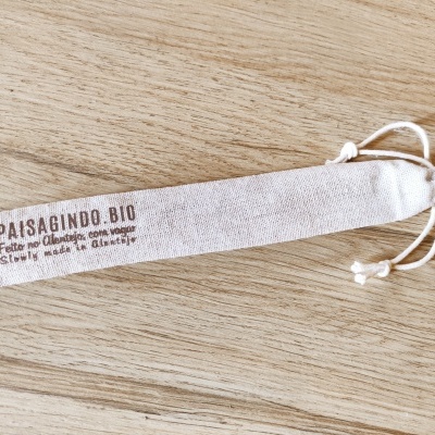 https://www.paisagindobio.pt/product/conjunto-de-2-palhinhas-reutilizaveis-em-inox-paisagindo-bio