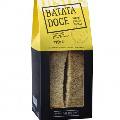 Embalagem amarela e preta de tostas de batata doce com janela transparente