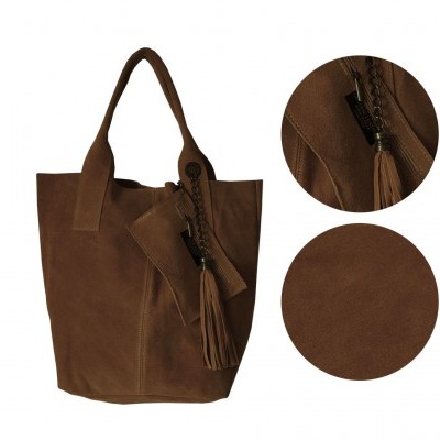 Mala castanha em camurça com alças largas e franja decorativa