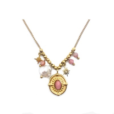 Colar dourado com pedras cor-de-rosa, pérola branca e estrelas douradas
