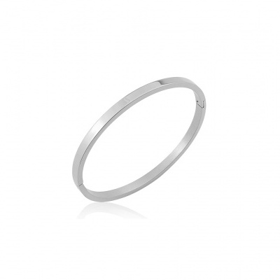 Pulseira fina de prata com acabamento liso