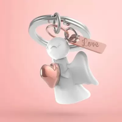 Porta-chaves com anjo branco e coração cor de rosa com placa Love
