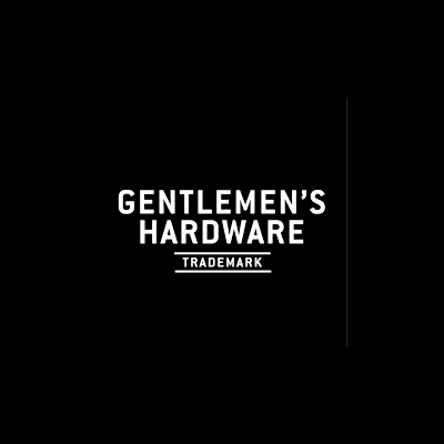 Logótipo GENTLEMENS HARDWARE em branco sobre fundo preto
