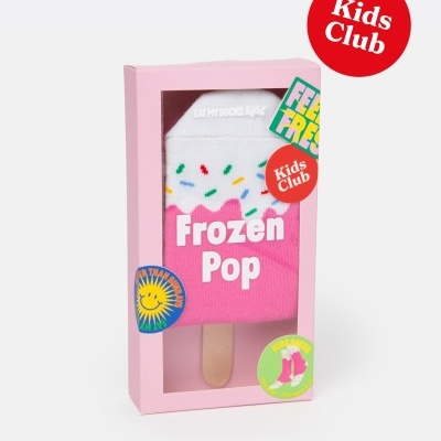 Meias para criança em embalagem rosa com texto Frozen Pop e Kids Club