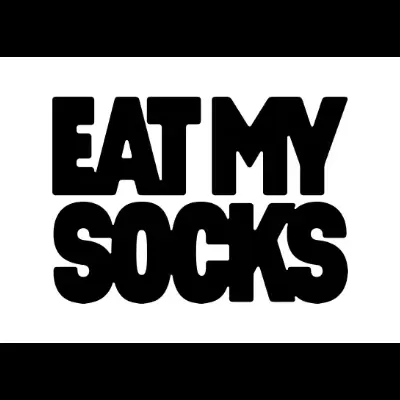 Texto preto EAT MY SOCKS em fundo branco