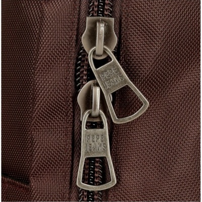 Fechos de correr metálicos com inscrição PEPE JEANS em tecido castanho