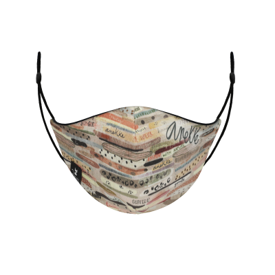 Máscara facial com padrão multicolorido e texto 'Anokke'