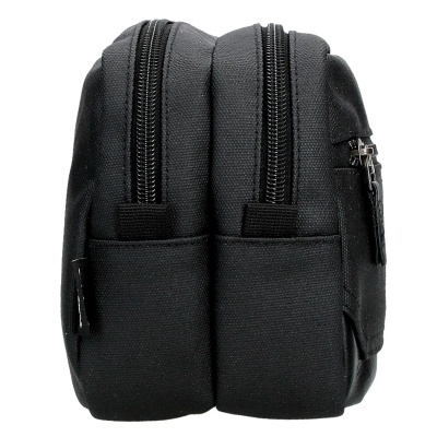 Bolsa preta com duas divisórias e fechos de correr