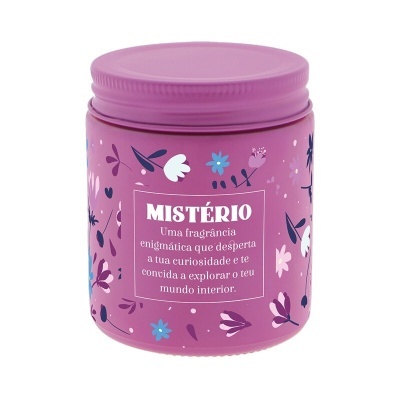 Frasco metal roxo decorado com flores e texto em português sobre fragrância