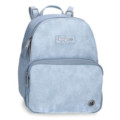 Mochila azul claro com textura sintética e fechos metálicos