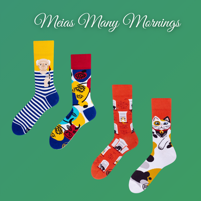 Quatro meias coloridas com diferentes padrões e topo de cores variadas