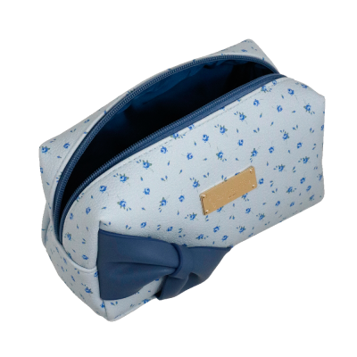Bolsa de maquilhagem azul claro com padrão de flores e laço azul escuro